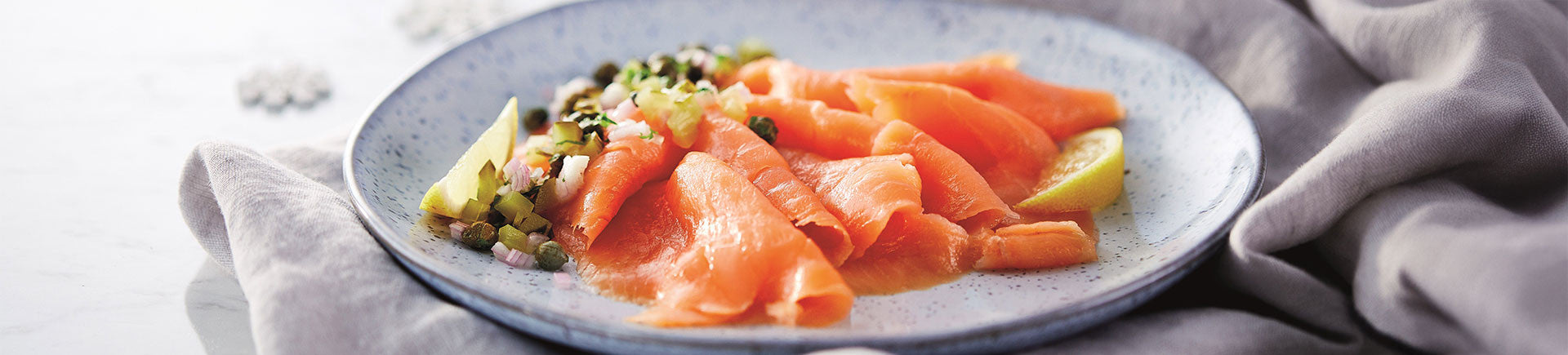 Smoked Salmon at Christmas: Platters, Canapés & Scottish Traditions